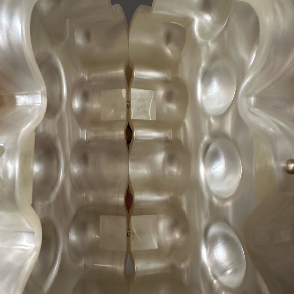 Cult Gaia The Bubble Acrylic Clutch Bag “missing lock” - Picture 6 of 8